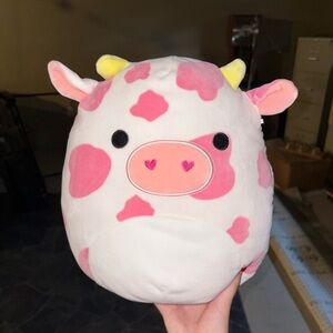 11” evangelica the cow squishmallow